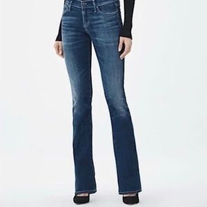 Citizens of Humanity ~ Jeans ~ Ingrid #002 ~ Low Waist Flair ~ Size 27 x 32